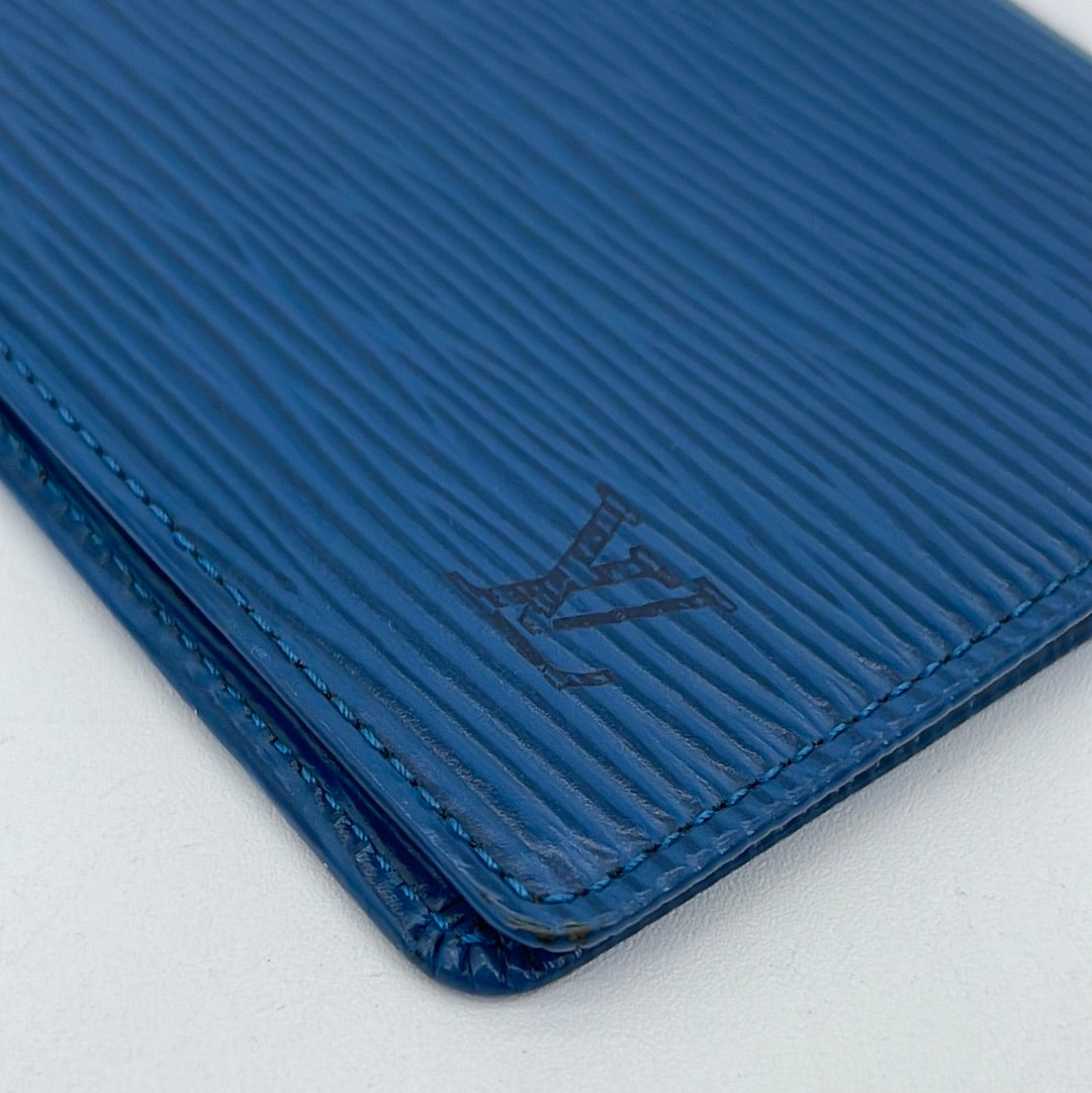 PRELOVED Louis Vuitton Blue Epi Porte 2 cartes Vertical Pass Card Case SP1916 061423