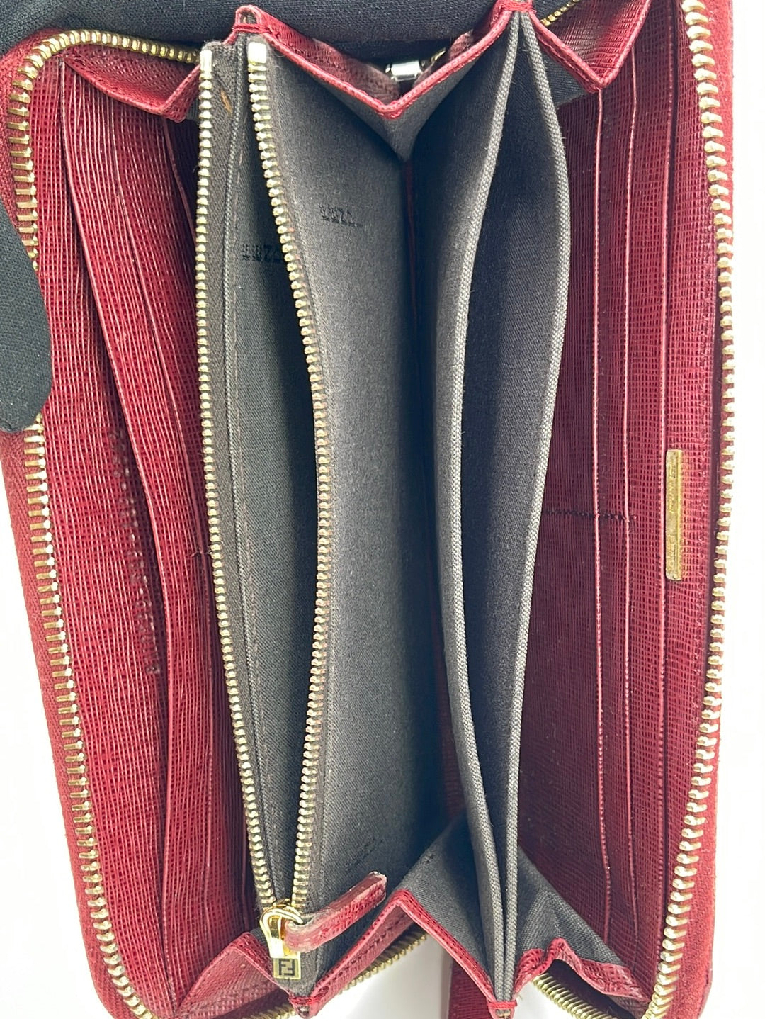 Preloved Fendi Burgundy Leather Zip Around Wallet 8N0299F091392562 051223 $160 OFF