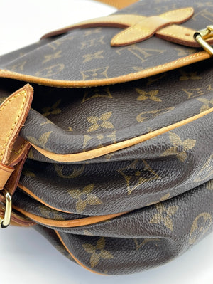 Louis Vuitton Monogram Saumur 30 Brown Cloth ref.962621 - Joli Closet