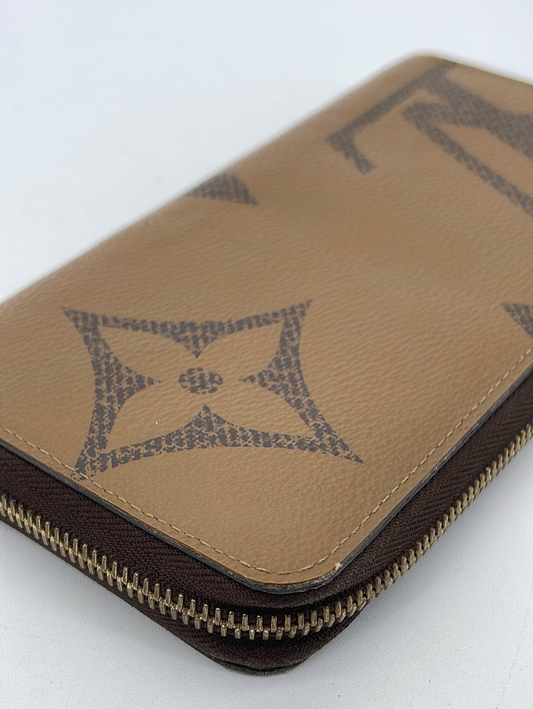PRELOVED Louis Vuitton Giant Reverse Monogram Zippy Wallet GI1159 060923 $100 OFF DEAL
