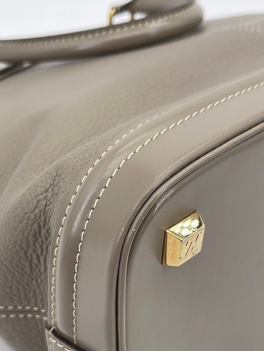 Preloved Louis Vuitton Beige Suhali Lockit MM Shoulder Bag DU1067 060523 $500 OFF