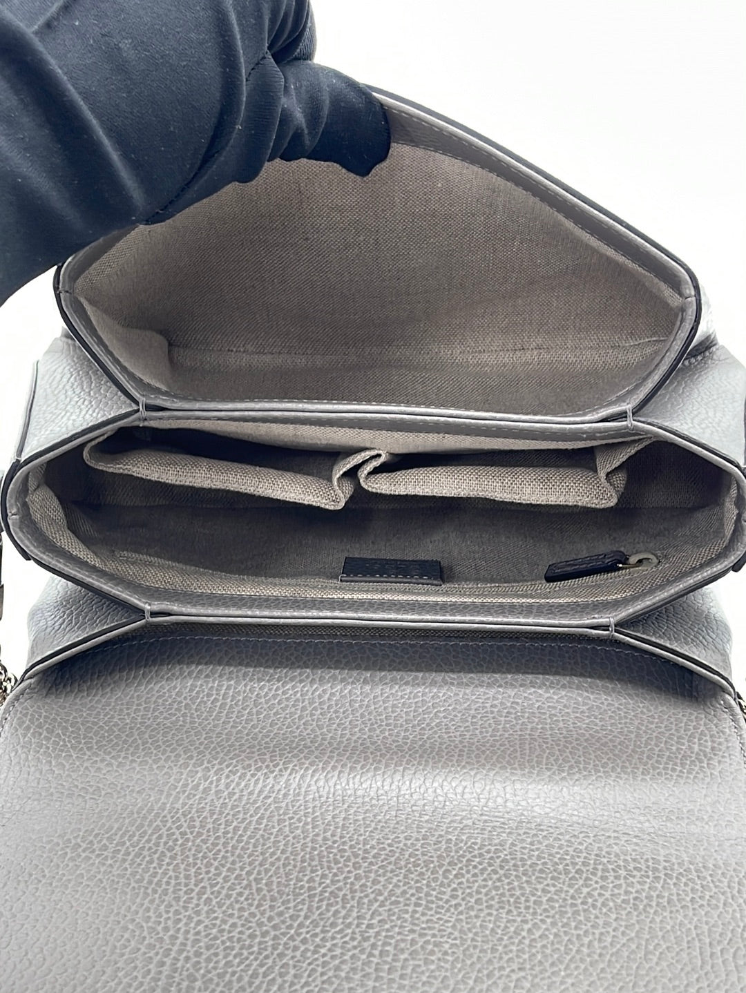 PRELOVED Gucci Interlocking GG Grey Dollar Leather Shoulder Bag 510302213048 062823