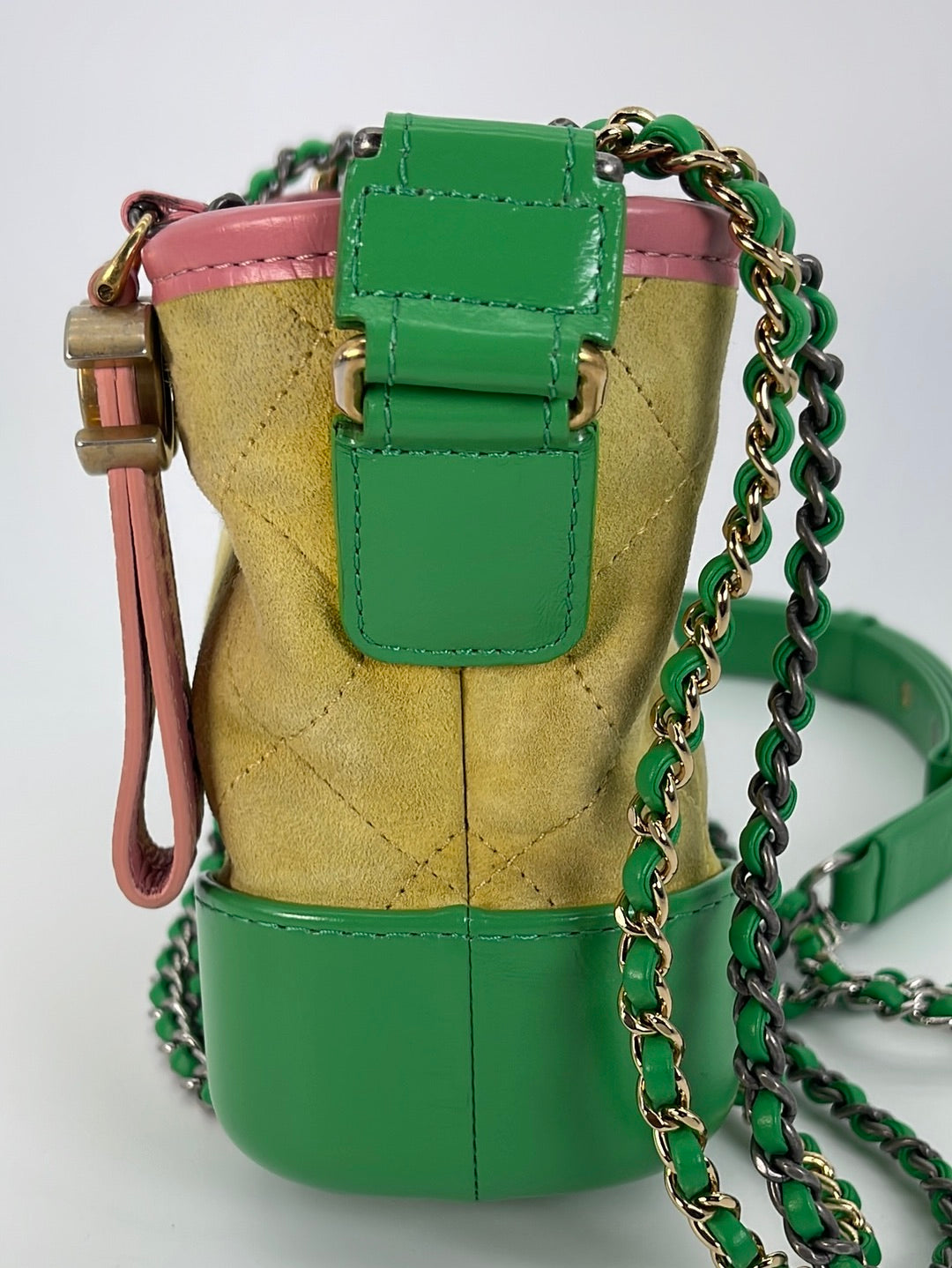 Pre-owned Chanel Gabrielle Leather Crossbody Bag In Green