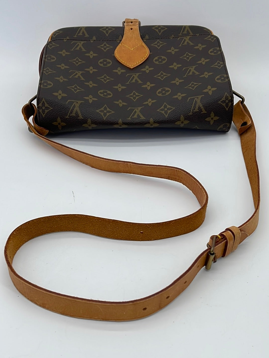 Louis Vuitton Monogram Cartouchiere GM Crossbody Flap Bag 910lv7