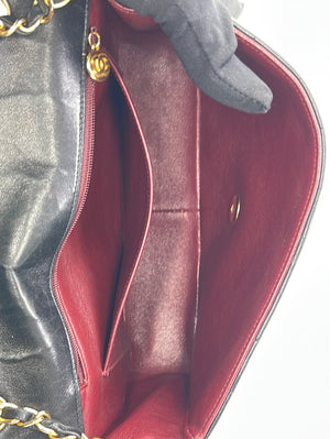 Vintage CHANEL Black Vertical Quilted Lambskin Medium Chain Flap Bag 2282428 070523