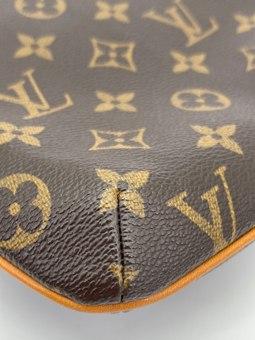 PRELOVED Louis Vuitton Monogram Partition Wristlet Clutch MI0053