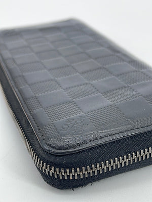 infini leather wallet