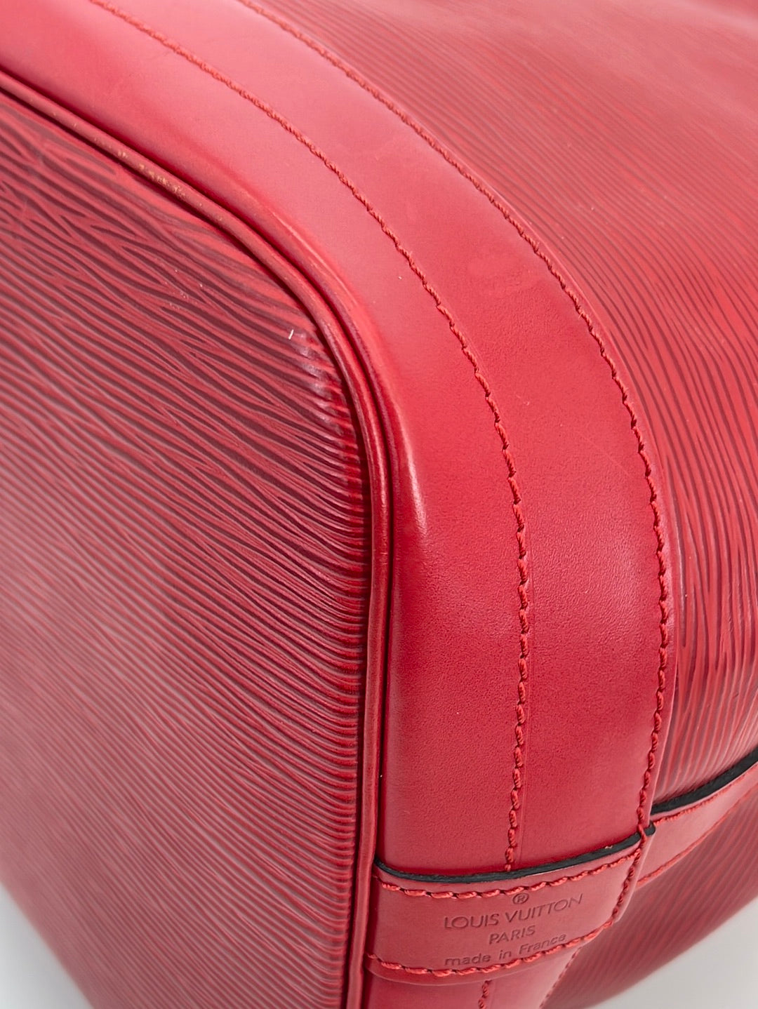 Louis Vuitton Red & Black Epi Noé Small QJB0BPDWME013