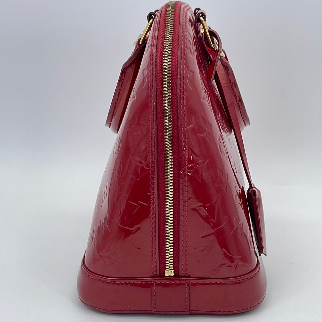 Louis Vuitton Red Monogram Vernis Alma BB Leather Patent leather