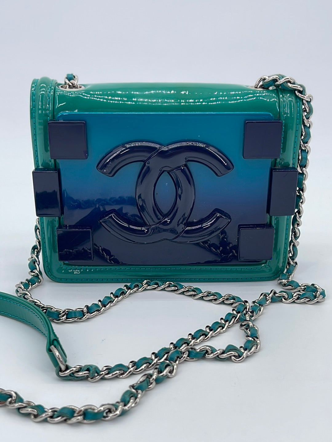 Preloved Chanel Plexiglass Patent Mini Boy Brick Flap CC Shoulder Bag –  KimmieBBags LLC