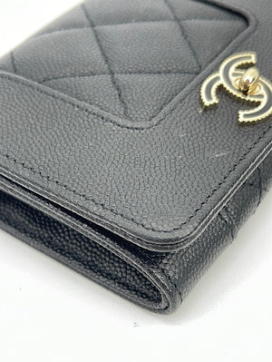 chanel classic flap wallet caviar
