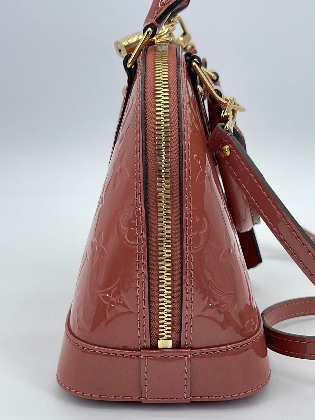 PRELOVED Louis Vuitton Rose Vernis Alma BB Crossbody Bag AA2118 061323