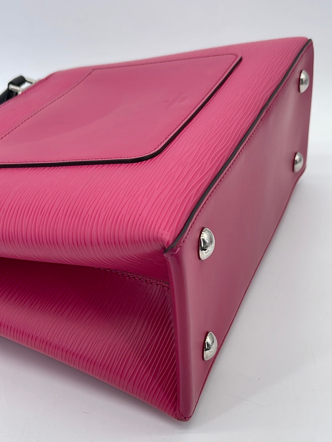 Louis Vuitton, Bags, Authentic New Louis Vuitton Epi Kleber Pm Hot Pink