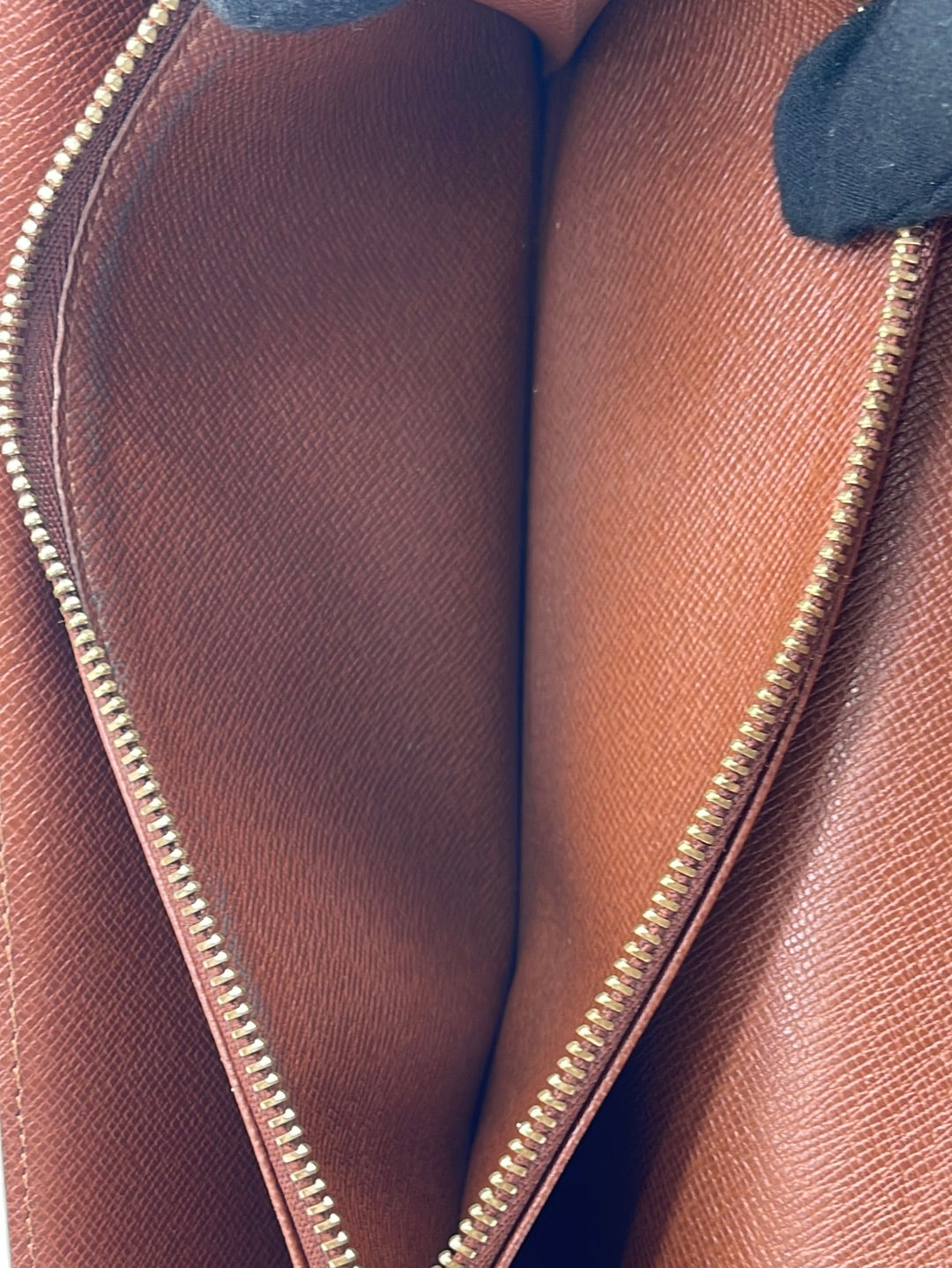 Louis Vuitton Sarah new Brown Leather ref.155994 - Joli Closet