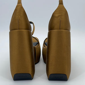 Preloved Versace Brown Satin Tri-Plataform Pump w/o ankle strap Size 5 320 062123