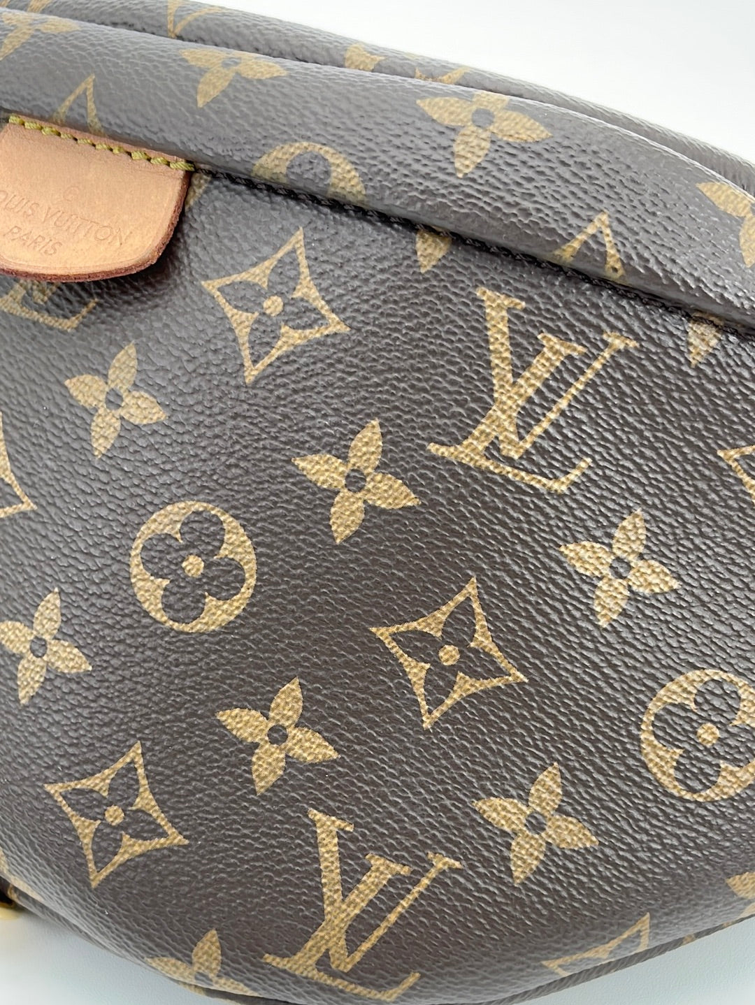Preloved Louis Vuitton Monogram Pochette Marelle Belt Bag MI0085 92123 –  KimmieBBags LLC