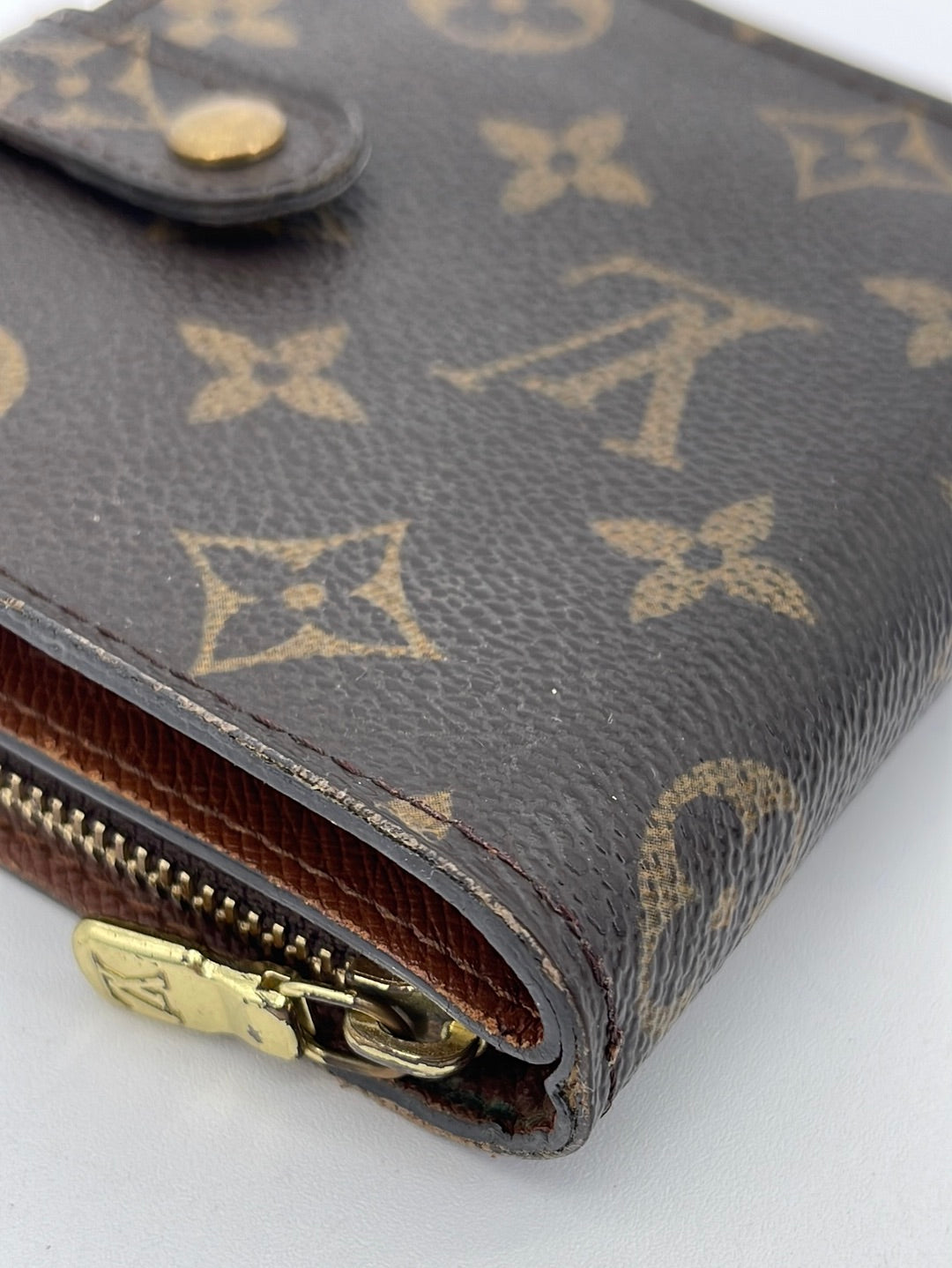 Louis Vuitton Brown Monogram Bi-Fold Compact Small Wallet Cloth