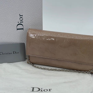 PRELOVED Christian Dior Ultimate Rendez Vous Short Chain on Beige Wallet on Chain 02LUA0111 060923