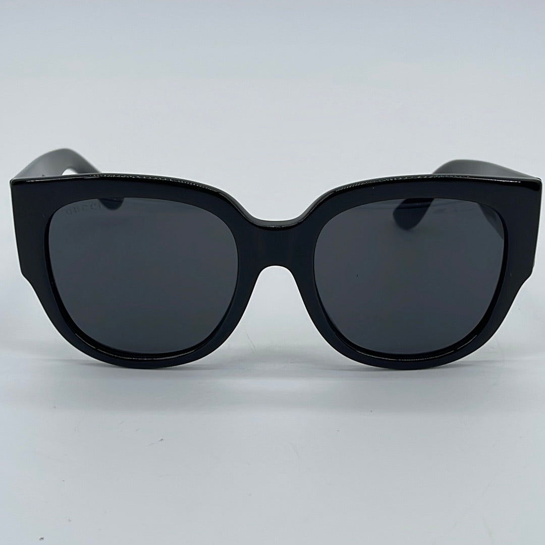 Preloved Gucci Black Round Sunglasses with Case 357 053123