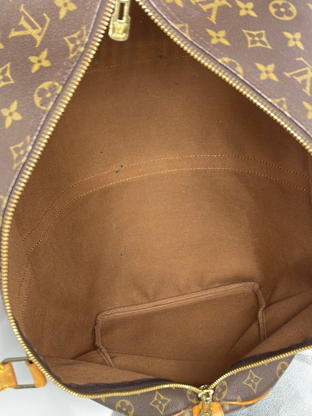 Vintage Louis Vuitton Keepall 50 Monogram Duffel Bag VI881 062823