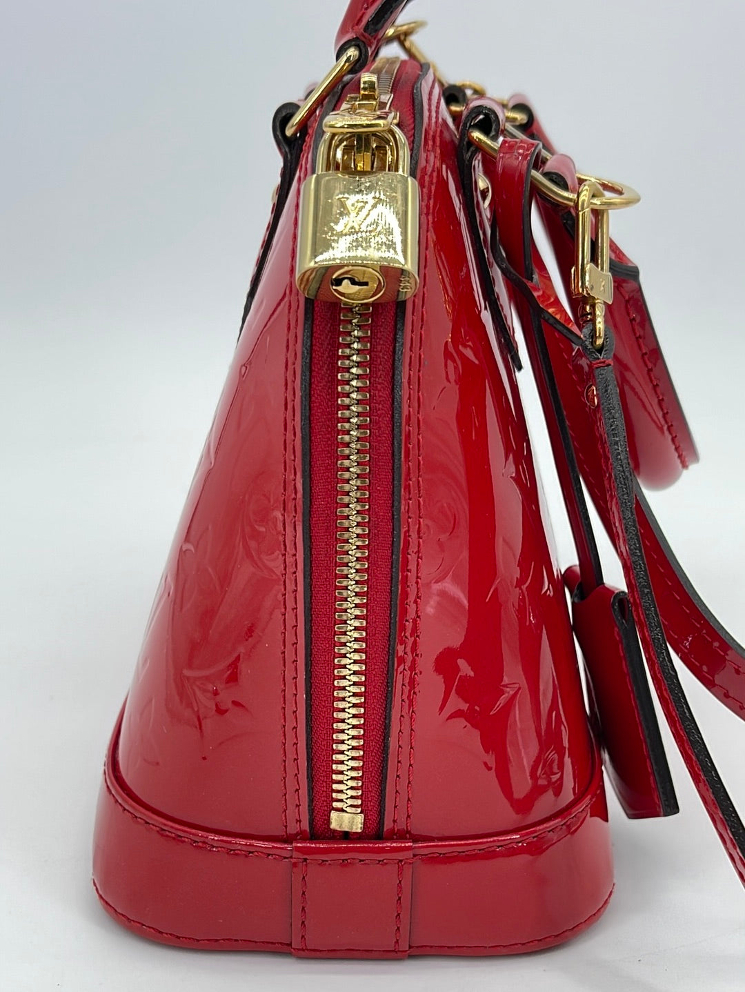 Louis Vuitton Alma Handbag Monogram Vernis Bb Red