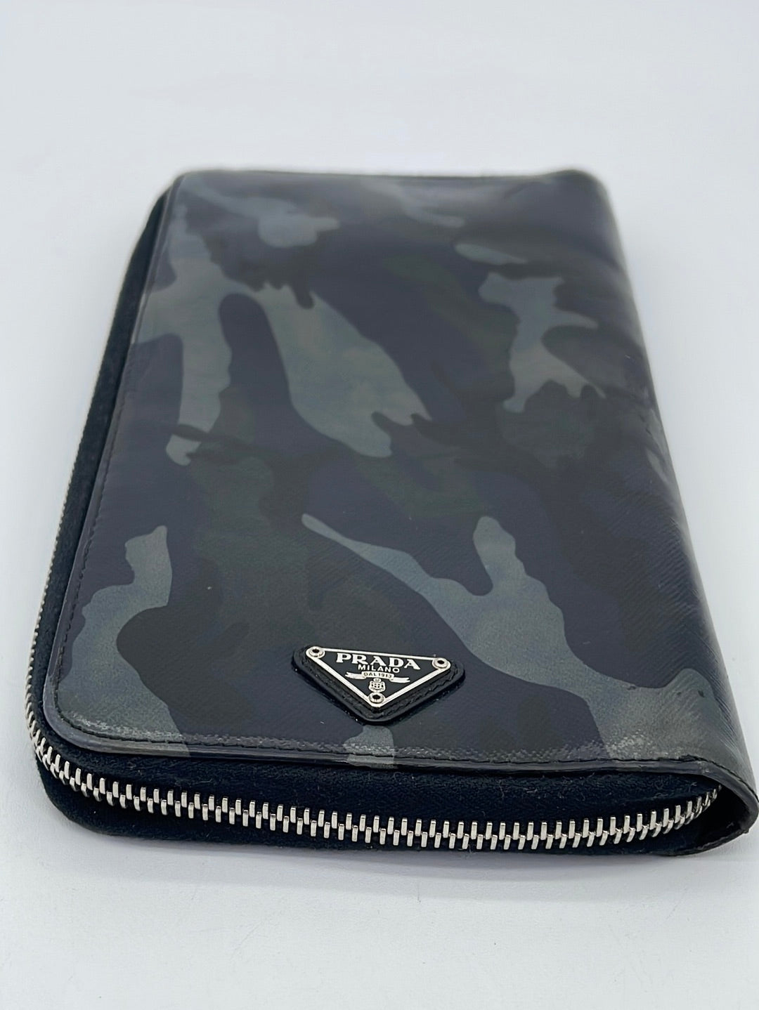 Preloved Prada Grey Camouflage Leather Long Zip Around Travel Wallet 107 062323