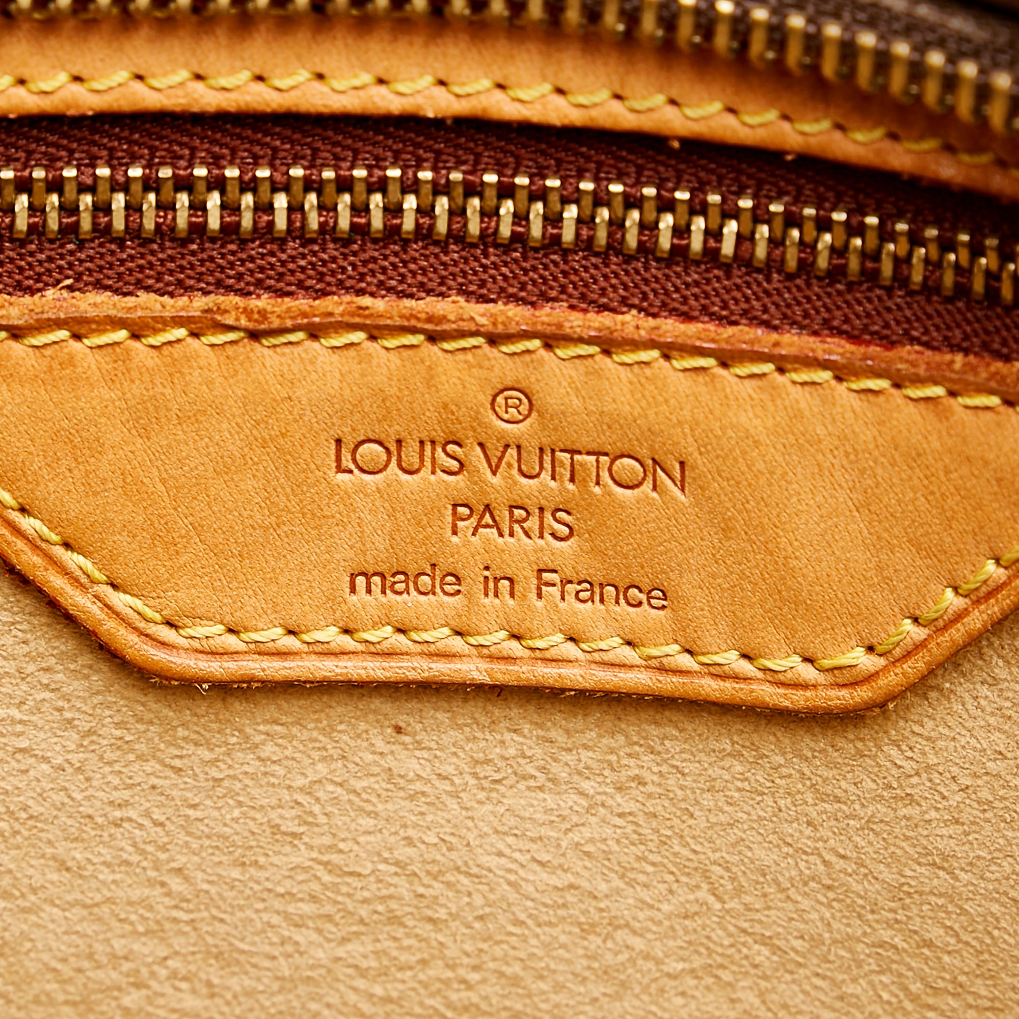 LOUIS VUITTON Monogram Luco Tote Bag M51155 LV Auth 35488 Cloth ref.791053  - Joli Closet