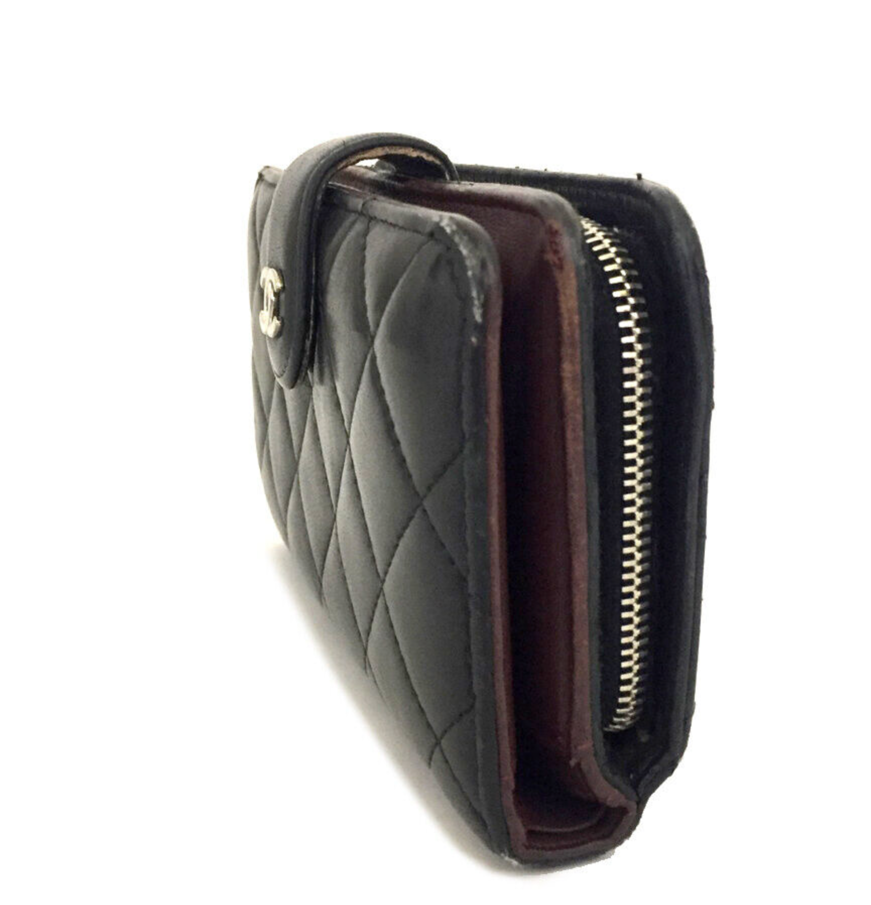 Preloved Chanel Quilted Matelasse CC Logo Black Lambskin Bifold Wallet 14569444 030123