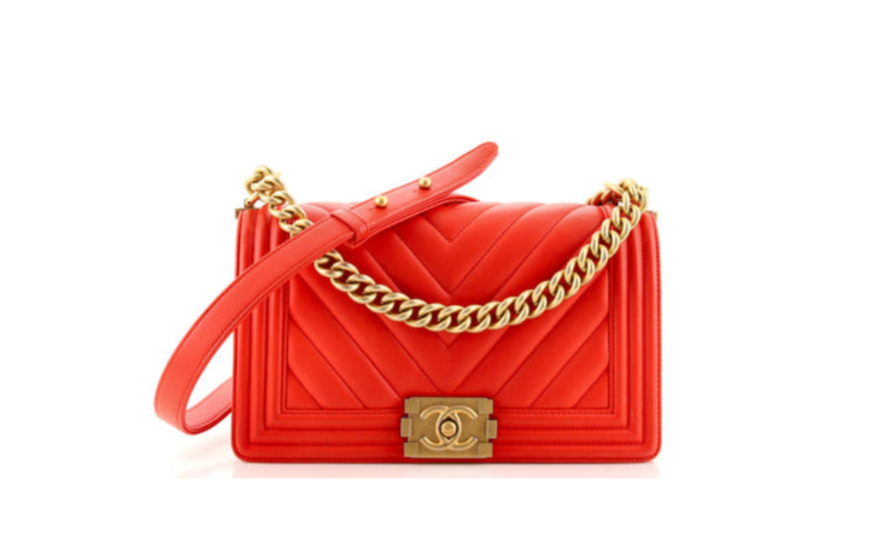 PRELOVED Chanel Red Chevron Lambskin Medium Boy Flap Bag 27009119
