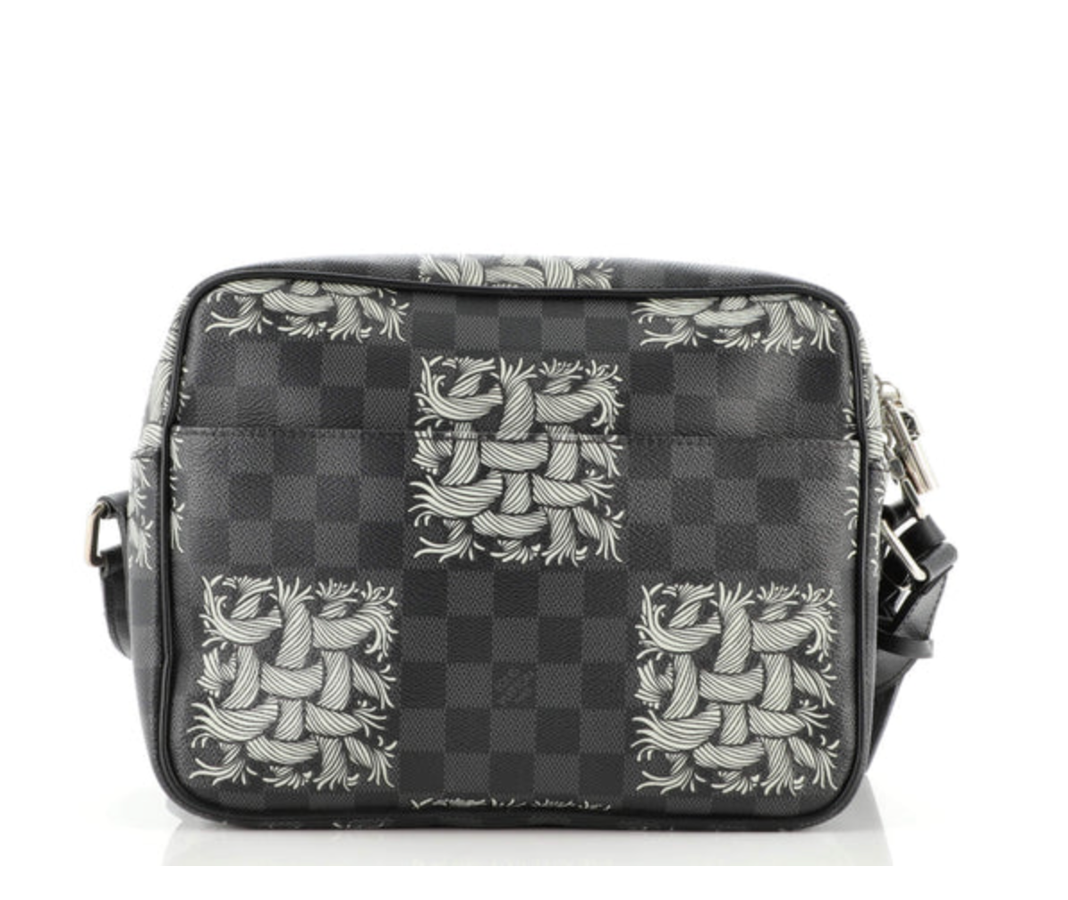 LIMITED EDITION Louis Vuitton Nile Crossbody Bag RI2155 030323