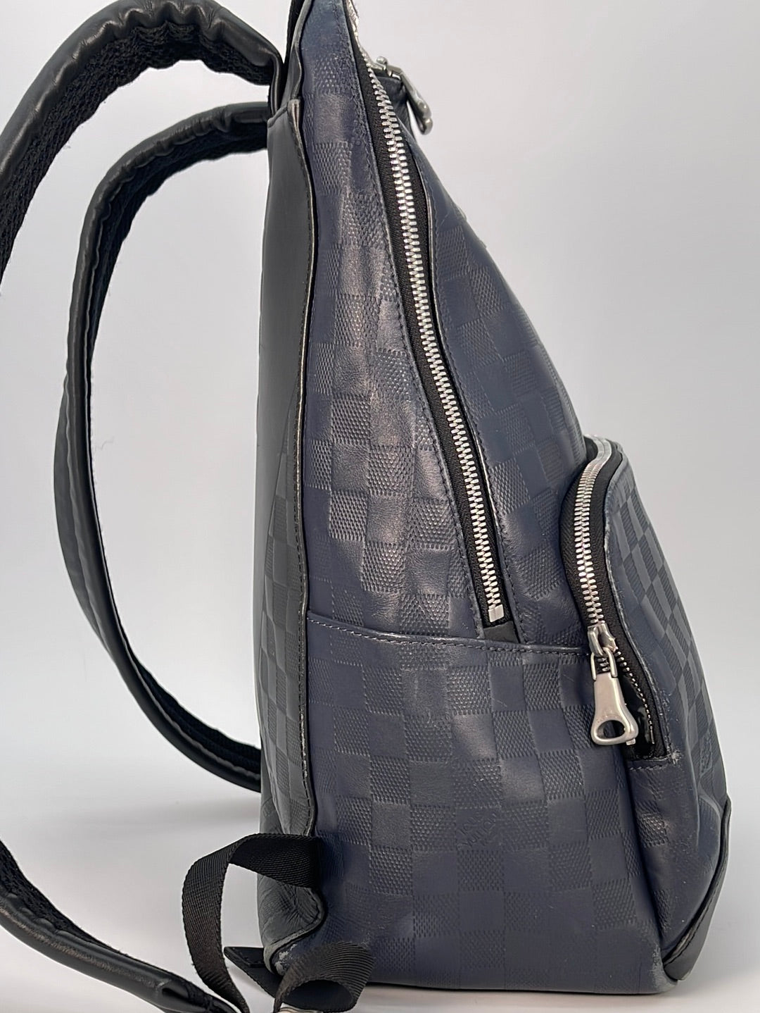 Louis Vuitton Damier Infini Avenue Backpack Louis Vuitton | The Luxury  Closet