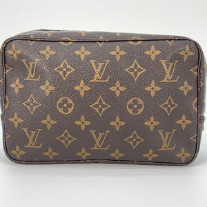 Vintage Louis Vuitton Monogram Canvas Trousse Toiletry 23 Cosmetic Bag –  KimmieBBags LLC