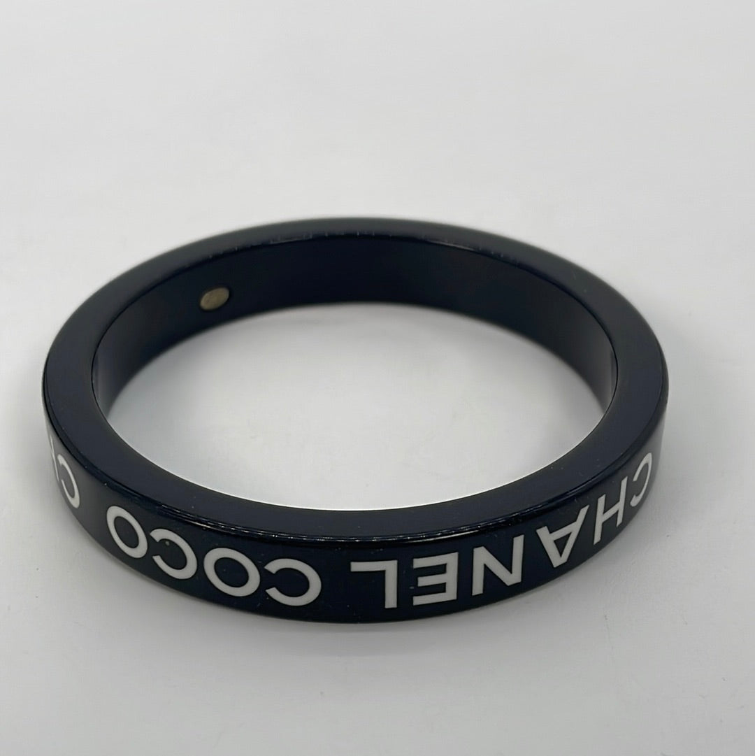 GIFTABLE PRELOVED COCO Chanel Black Plastic Bracelet 221 022223 $270 OFF FLASH SALE