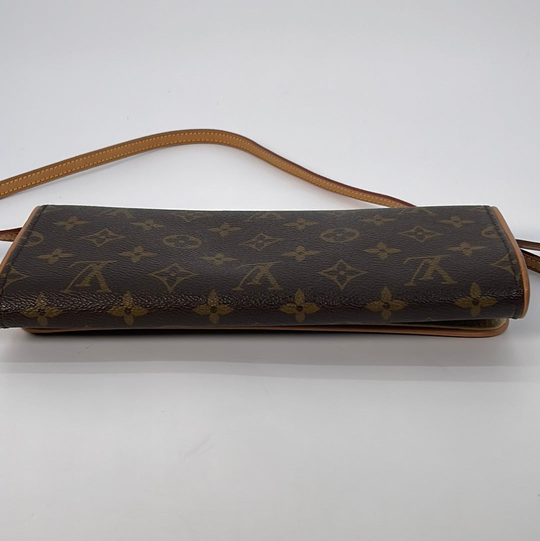 Louis Vuitton Discontinued Monogram Pochette Marly Bandouliere Crossbody  9lv126s For Sale at 1stDibs  is louis vuitton pochette discontinued, louis  vuitton menilmontant discontinued, louis vuitton pochette marly bandouliere