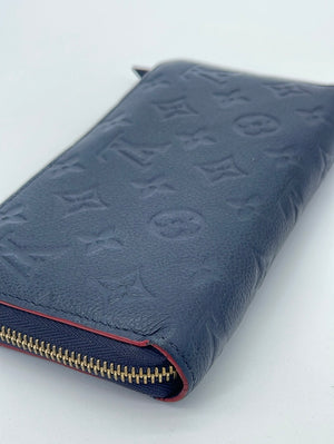 Louis Vuitton Zippy Wallet Navy / Red Empreinte leather Navy blue  ref.1060283 - Joli Closet