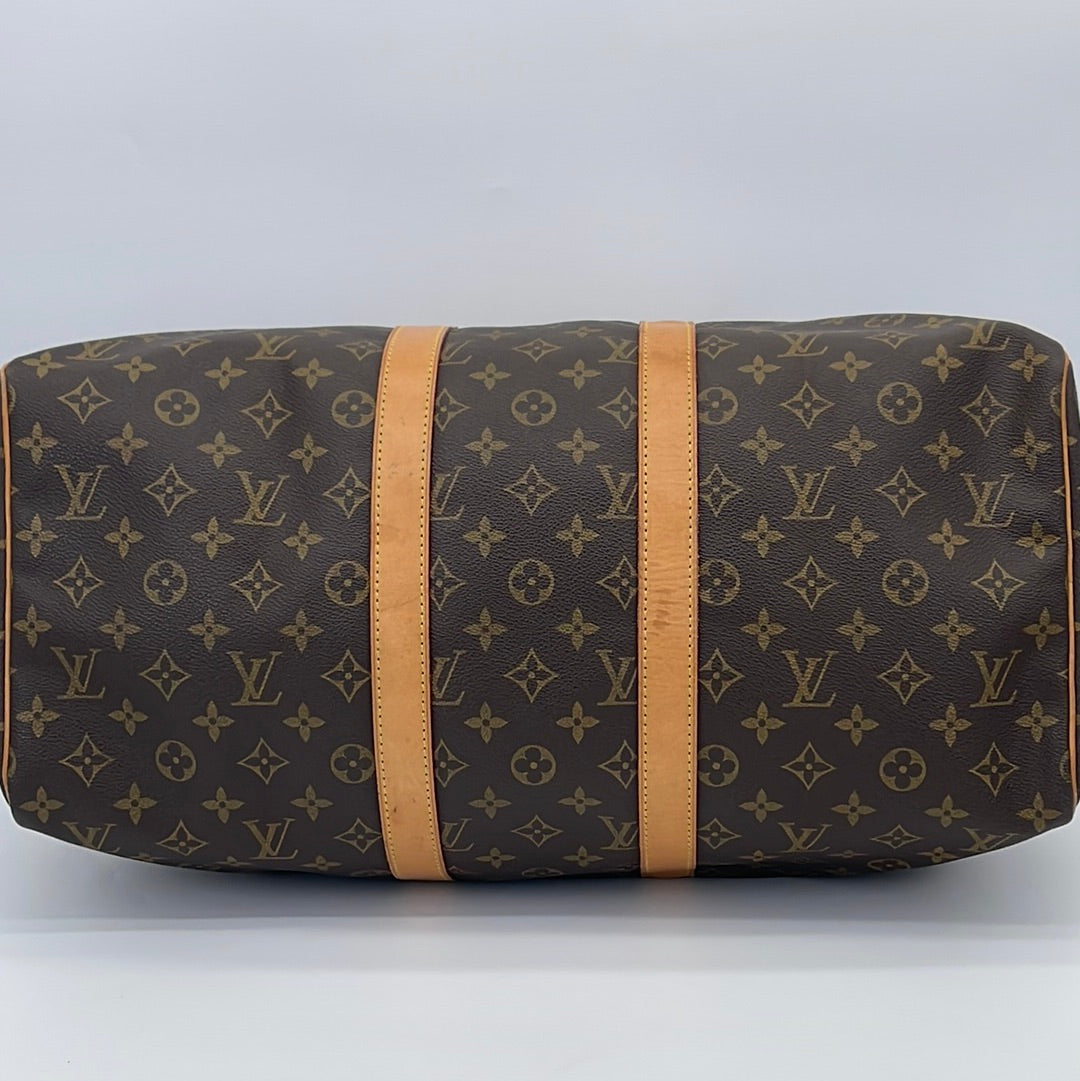 LV available in all sizes . Contact 0753624347/0760320384 for orders and  delivery.