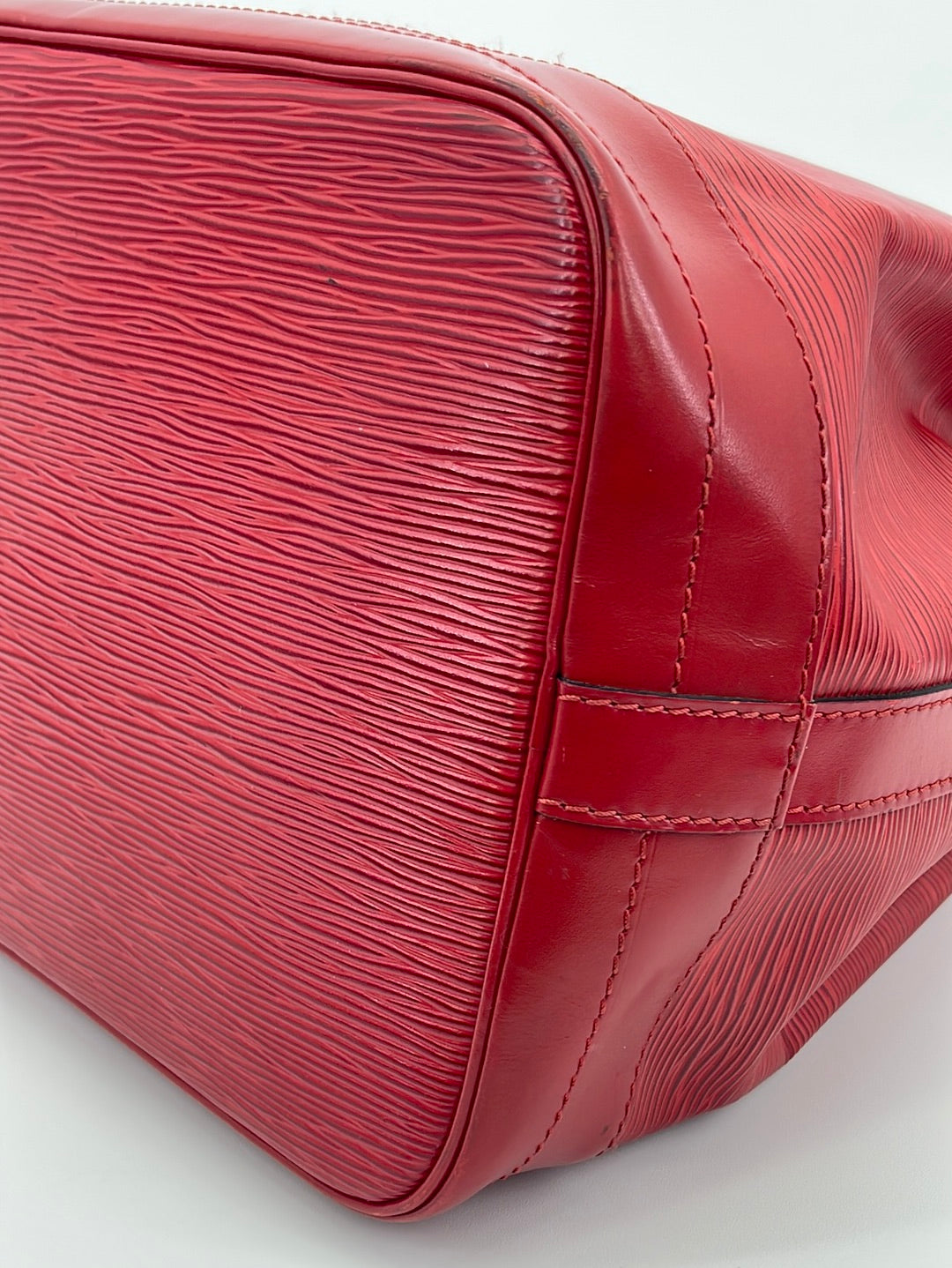 Louis Vuitton Petit Noe Shoulder Bag Vintage – Timeless Vintage Company