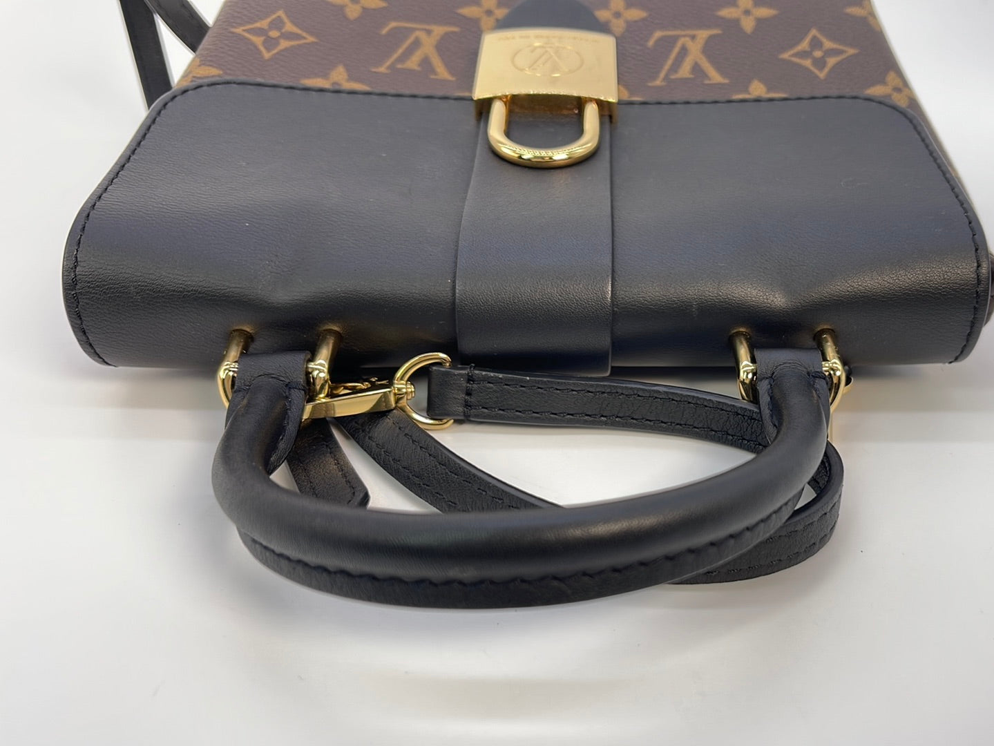 Preloved LOUIS VUITTON Monogram Locky BB Crossbody Bag AA4260 020823 - SOLD AUCTION for $1500