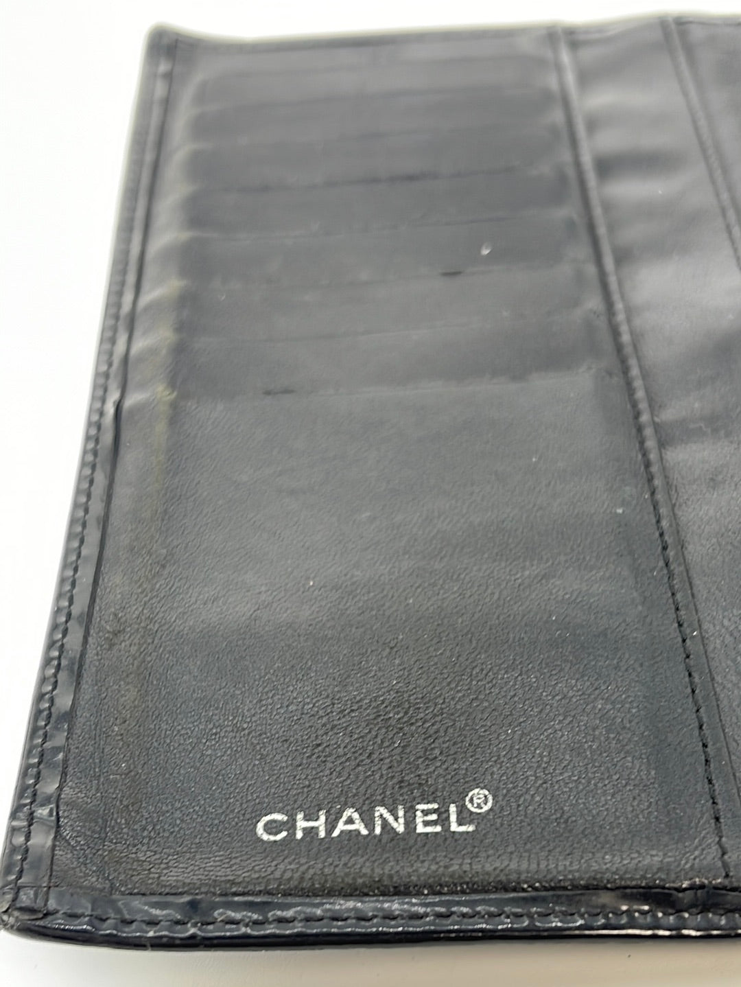 Preloved Chanel Black Patent Bifold Leather Long Wallet 6488630 011323