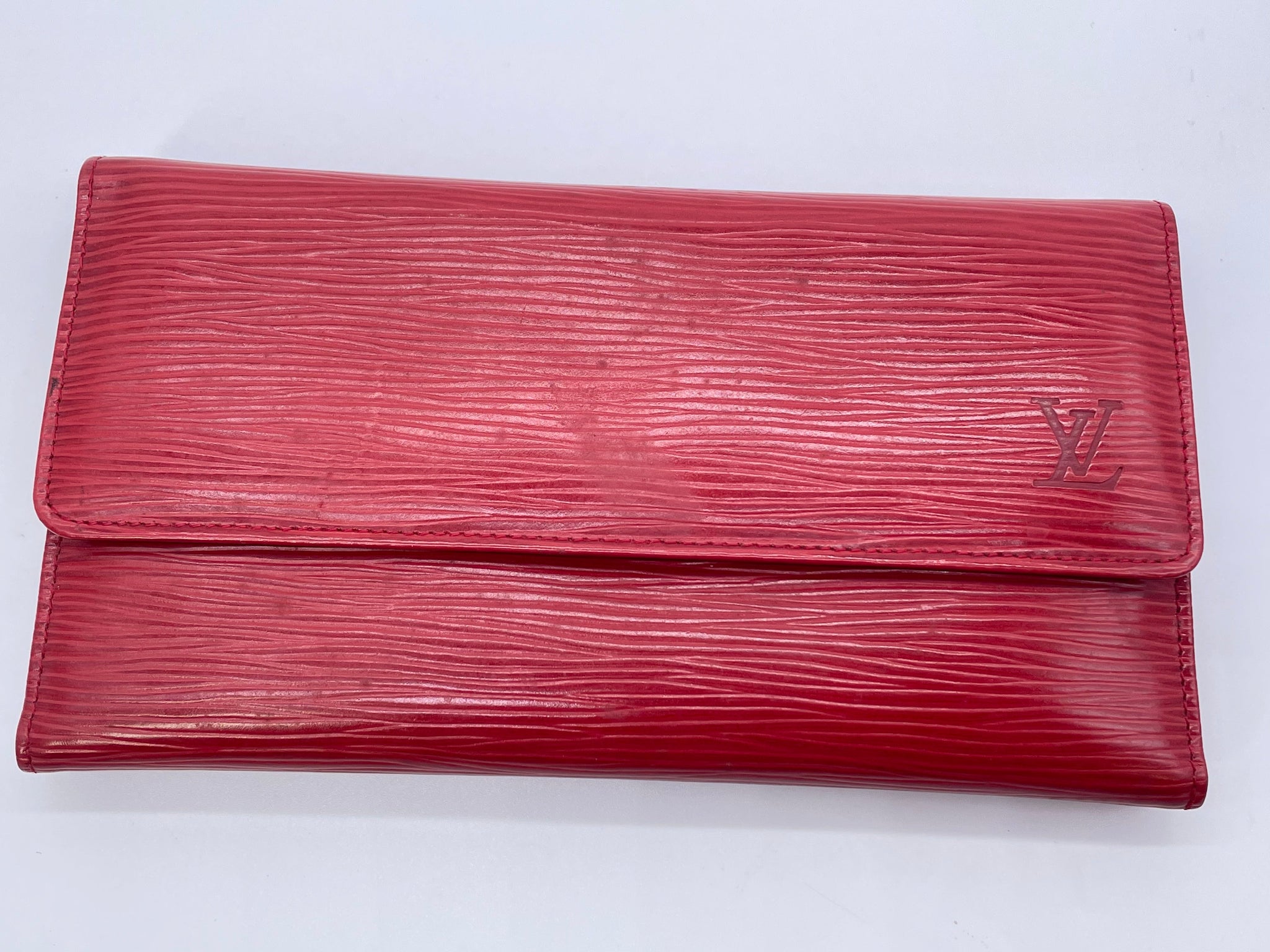 Louis Vuitton Insolite Wallet Red – Timeless Vintage Company