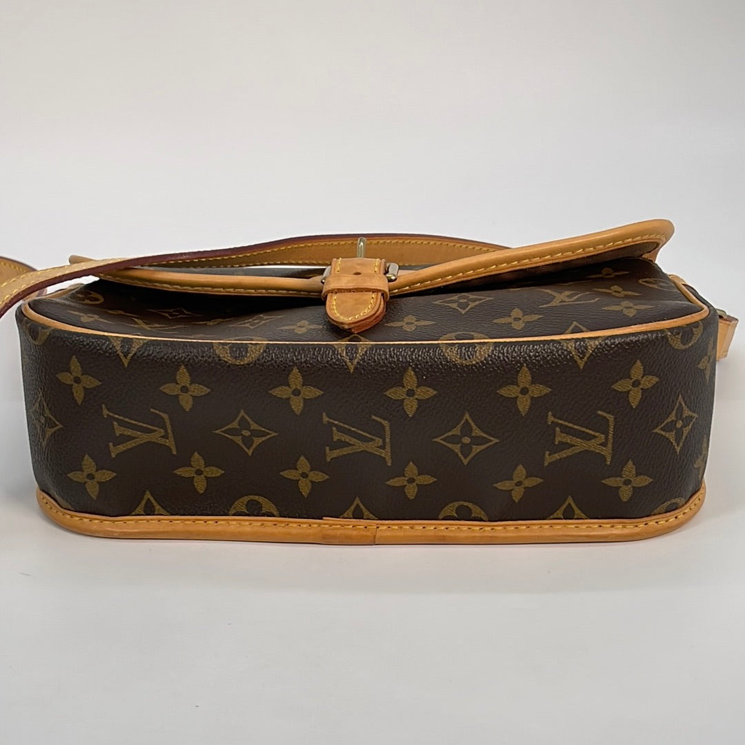 Sologne cloth crossbody bag Louis Vuitton Brown in Cloth - 26049910