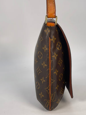 Authenticated used Louis Vuitton Shoulder Bag Musette Brown Monogram M51256 Flap As0040 Louis Vuitton Nume Ladies, Adult Unisex, Size: (HxWxD): 33cm x