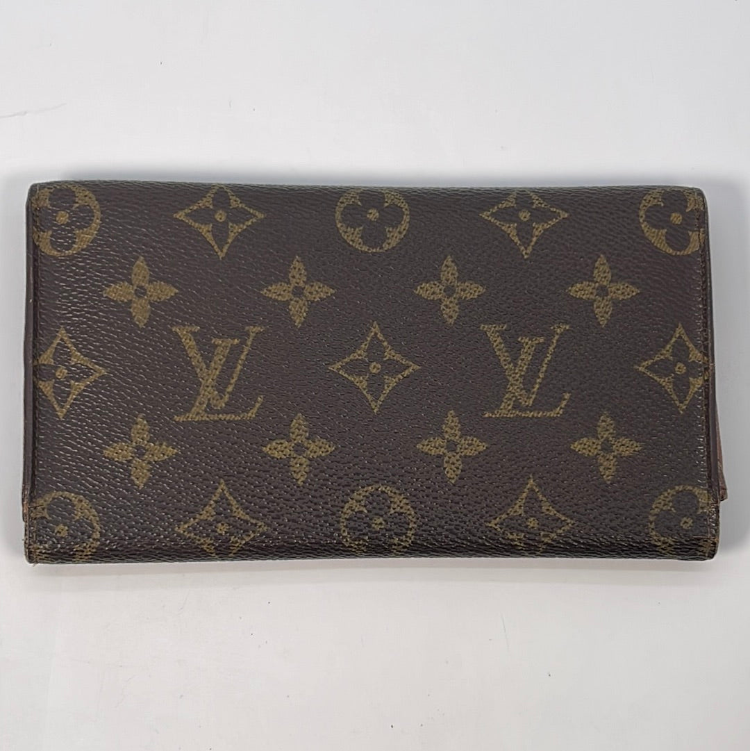 Louis Vuitton Monogram Checkbook Cover