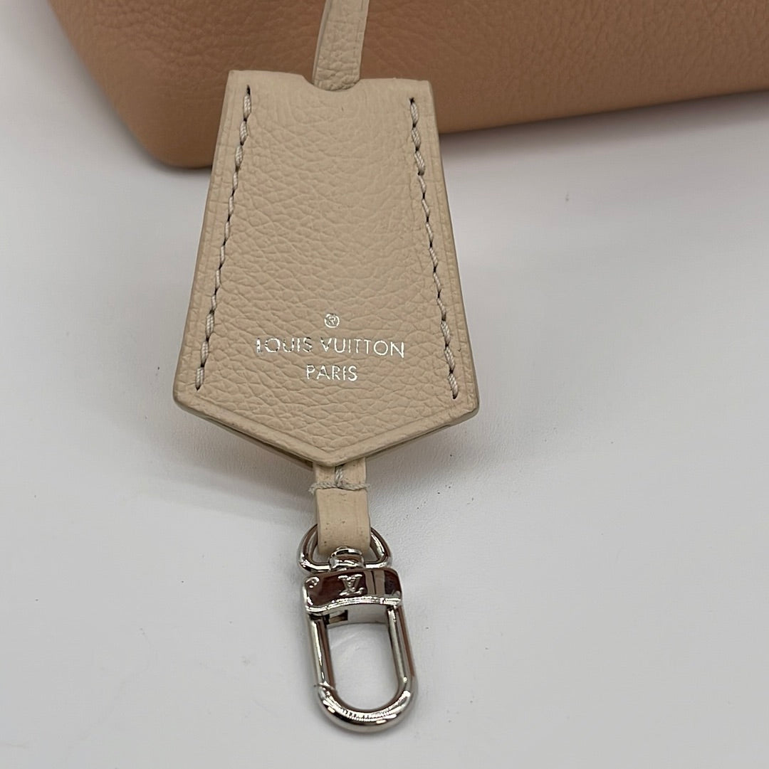 PRELOVED Louis Vuitton Lockme Beige Leather Hobo AR5128 032423
