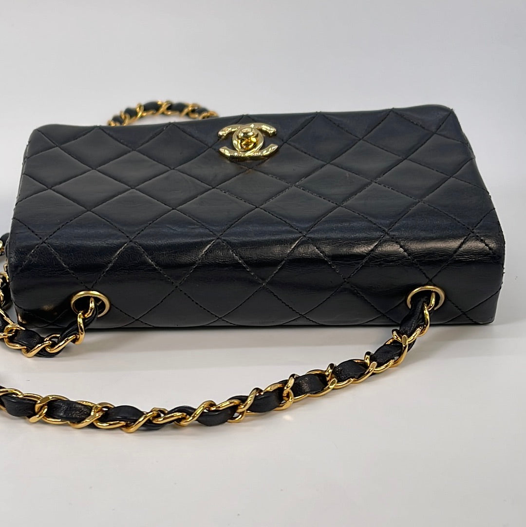 Vintage CHANEL Black Quilted Lambskin Mini Full Flap Bag 1256328 013023