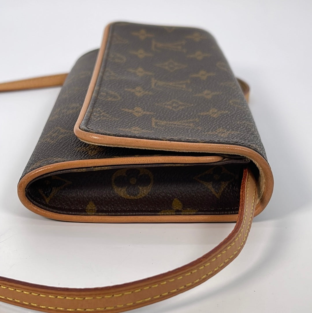 PRELOVED Louis Vuitton Discontinued Pochette Twin GM Monogram Crossbody Bag CA1919 022023