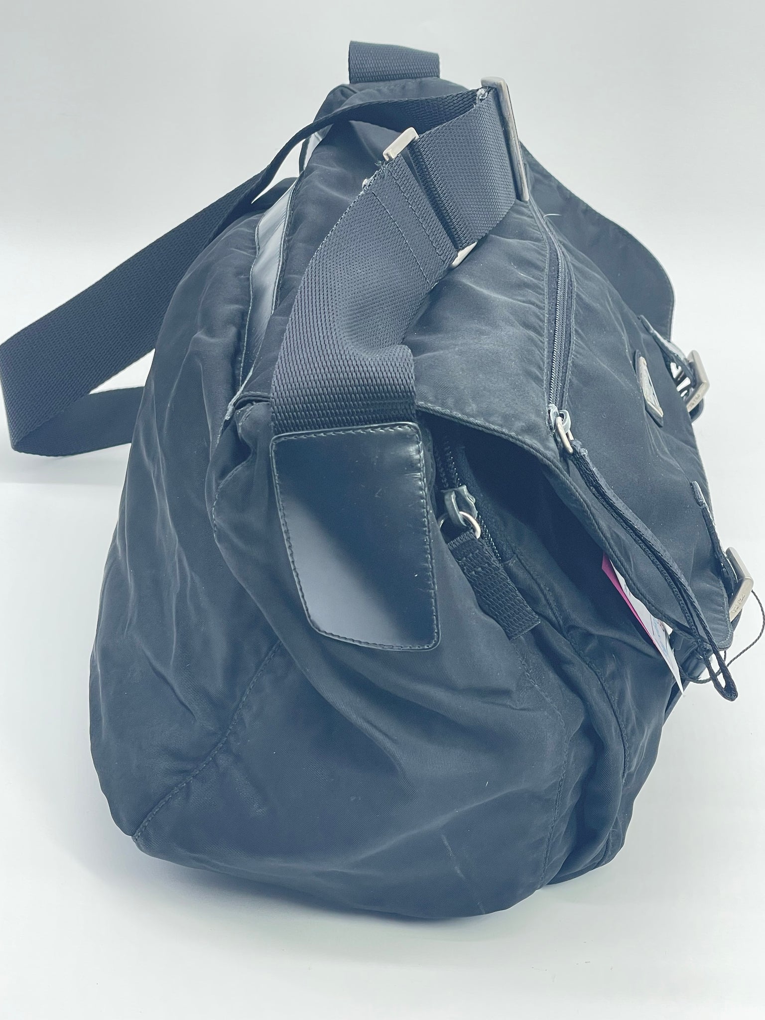 Preloved Prada Nylon Black Messenger Bag B7RXJ4D 092922