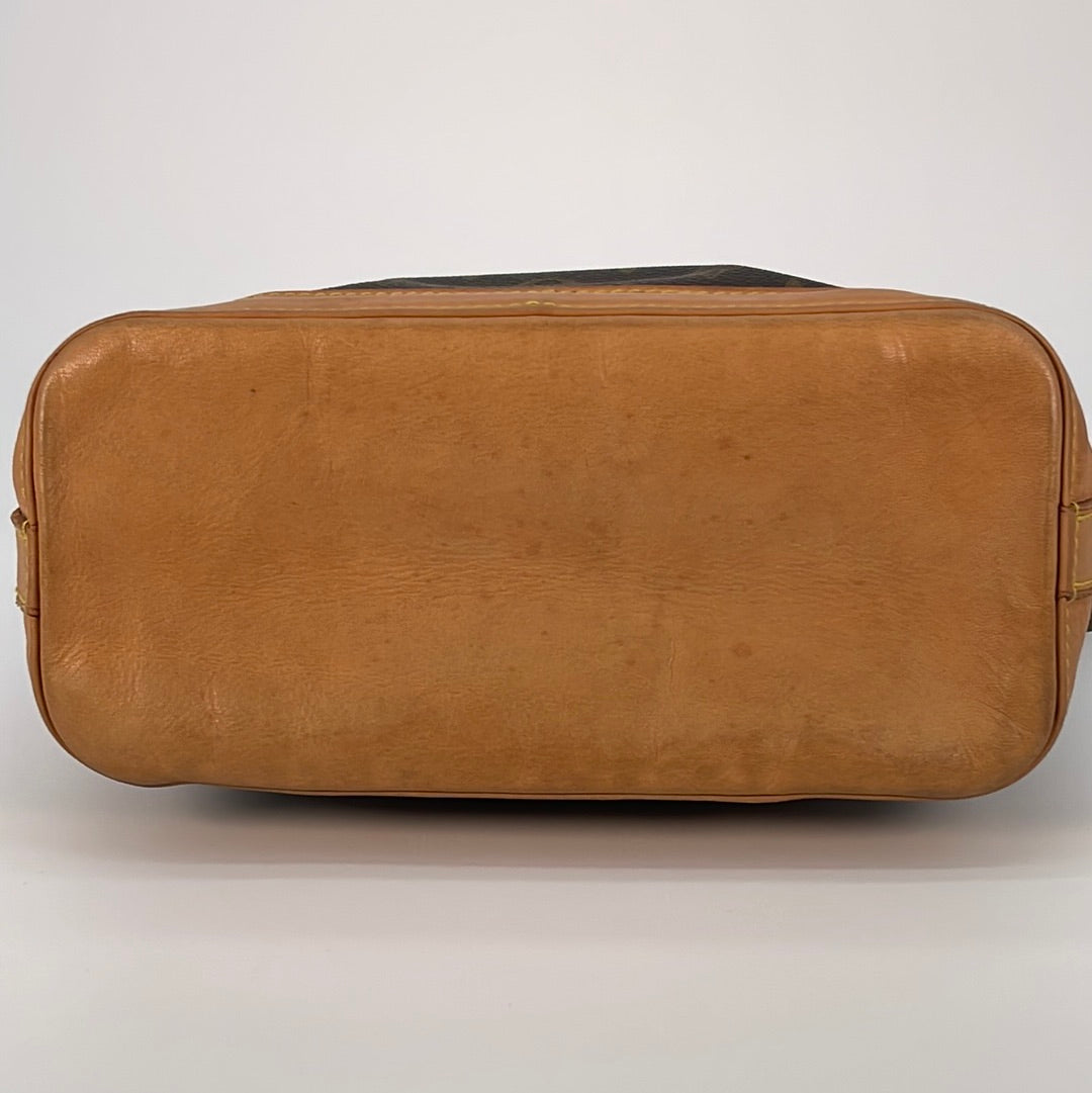 Louis Vuitton Monogram Lockit Vertical - Brown Handle Bags, Handbags -  LOU474856