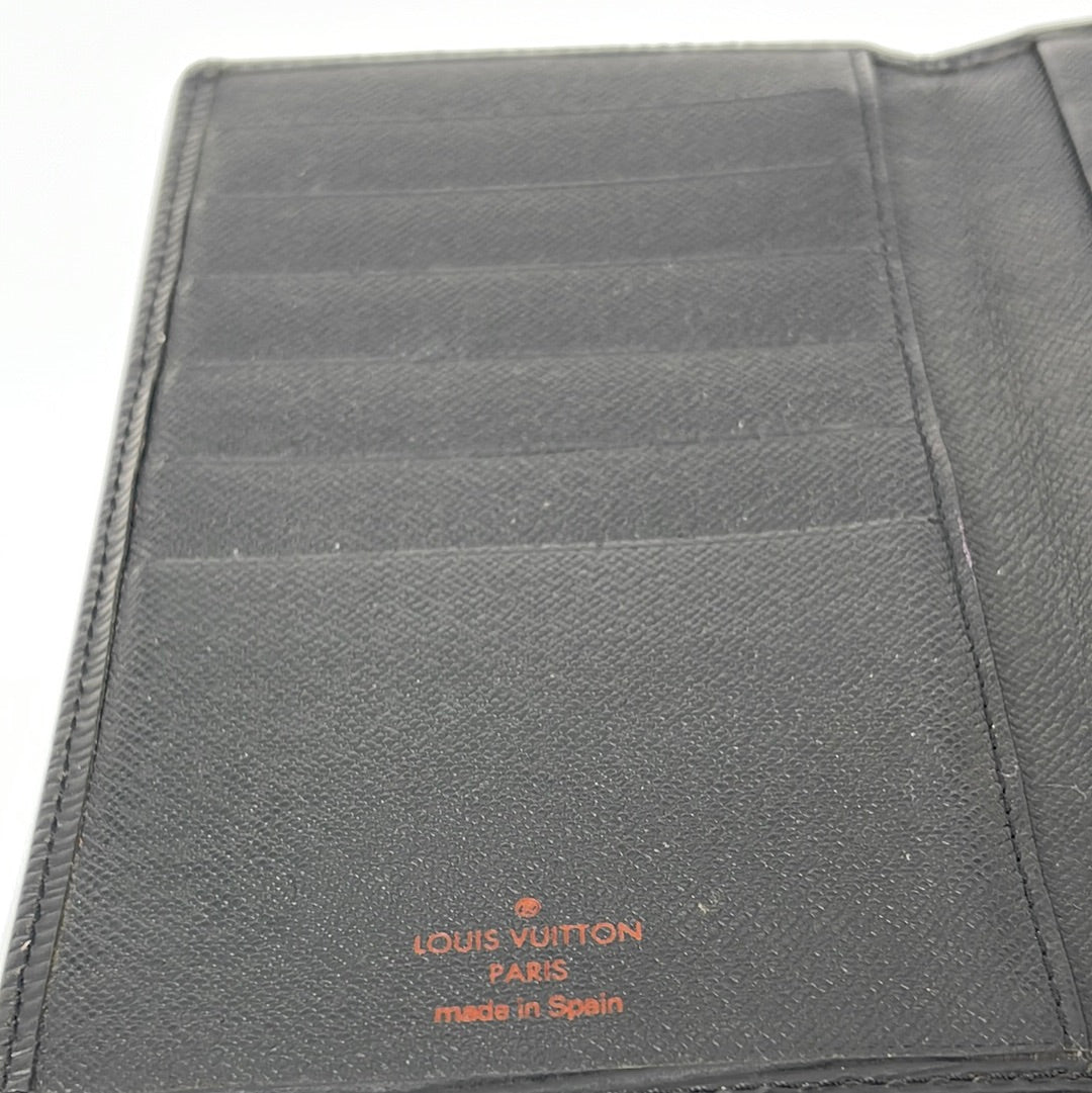 Louis Vuitton, Bags, 993 Authentic Louis Vuitton Checkbook Style Wallet  Doesnt Lay Very Flat