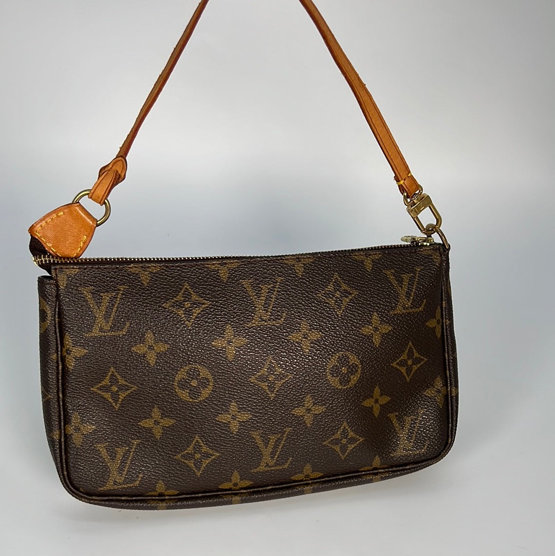 Vintage Louis Vuitton Monogram Accessories Pochette Bag VI1020 020223 –  KimmieBBags LLC